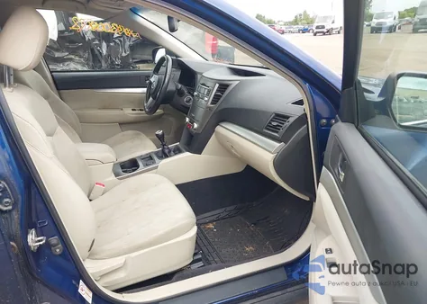 2010 Subaru Outback 2.5I Premium из США, поврежденный, VIN 4S4BRCCC6A1348429